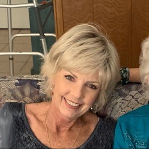 Meet your Posher, Sandra